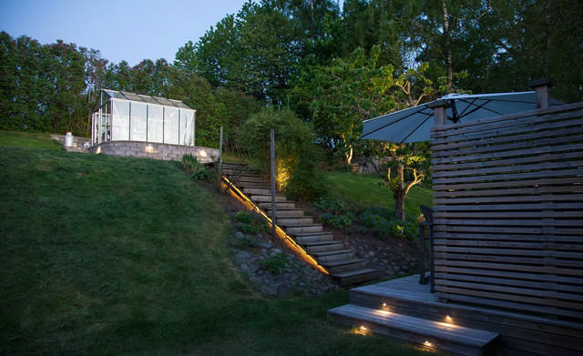 Terrass, mis on ära valgustatud